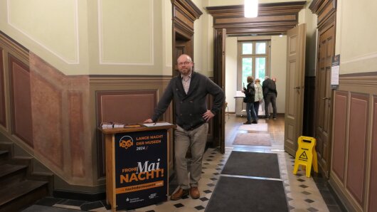 Jörn Bohr from the correspondence project welcomed the visitors