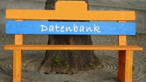Bild mit Aufschrift Datenbank