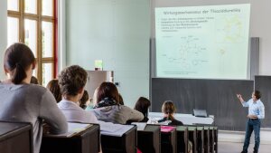 Vorlesung im Institut für Pharmazie