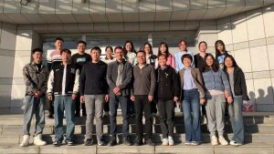 Group members of the Key Laboratory of Pollution Ecology and Environmental Engineering with Torsten in front of the IAE lab building